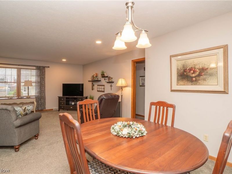 1060 Roosevelt Street NE, Massillon, OH 44646 Photo 9