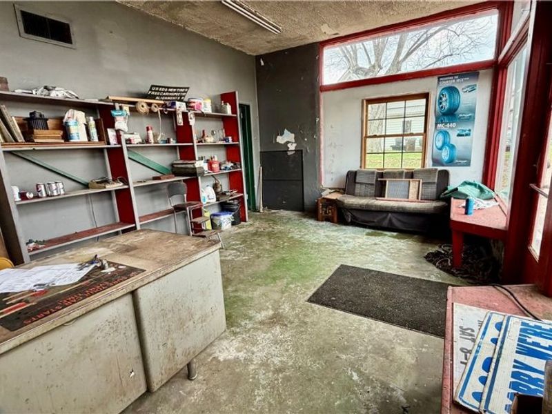 213 E Main Street, West Lafayette, OH 43845 Photo 11