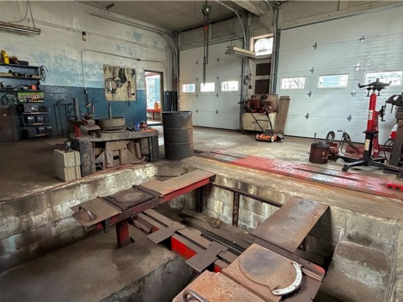 213 E Main Street, West Lafayette, OH 43845 Photo 7