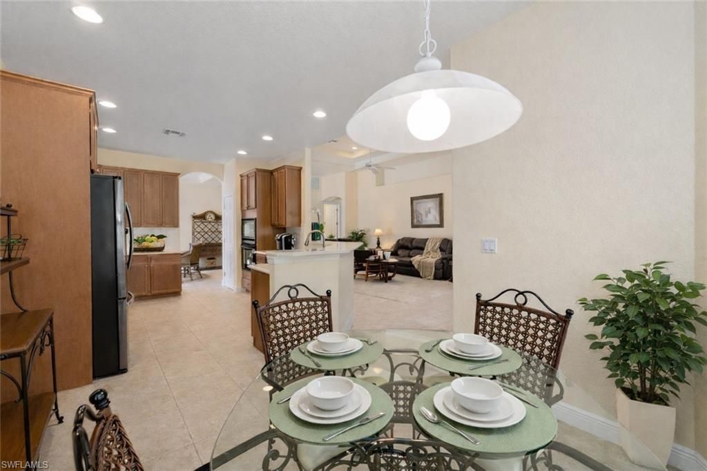 4832 Cerromar Dr, Naples, FL 34112 Photo