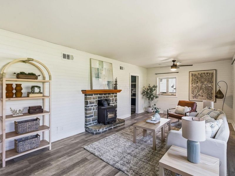 245 Troy Road, Delaware, OH 43015 Photo 7