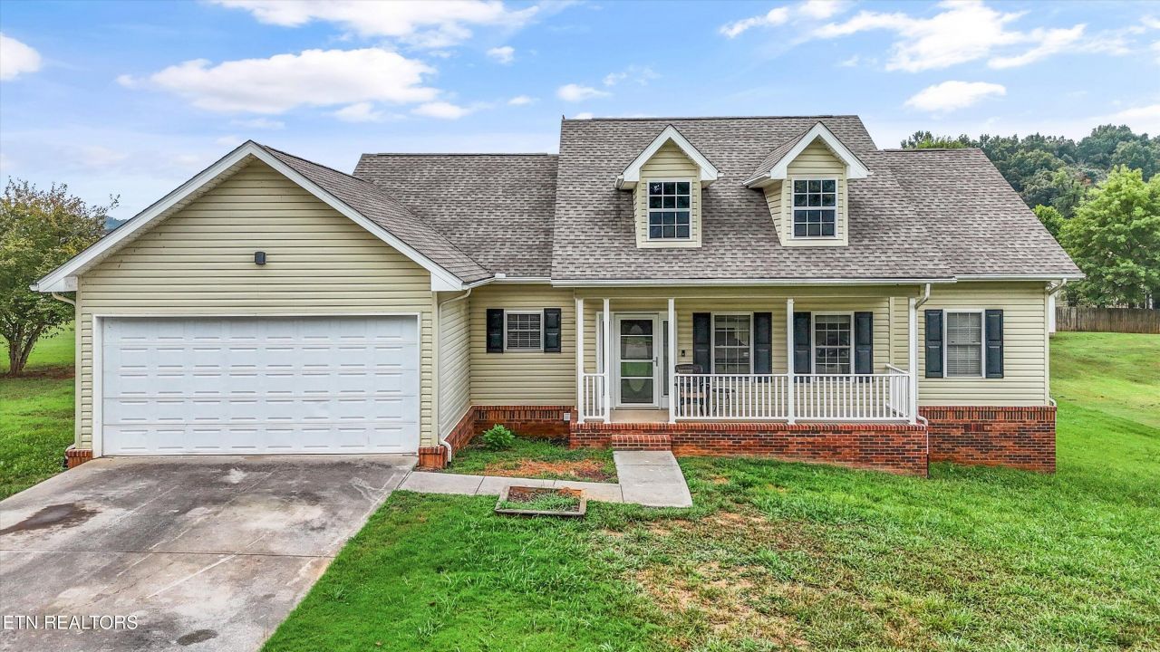 1924 River Vista Circle, Sevierville, TN 37876 Main Photo