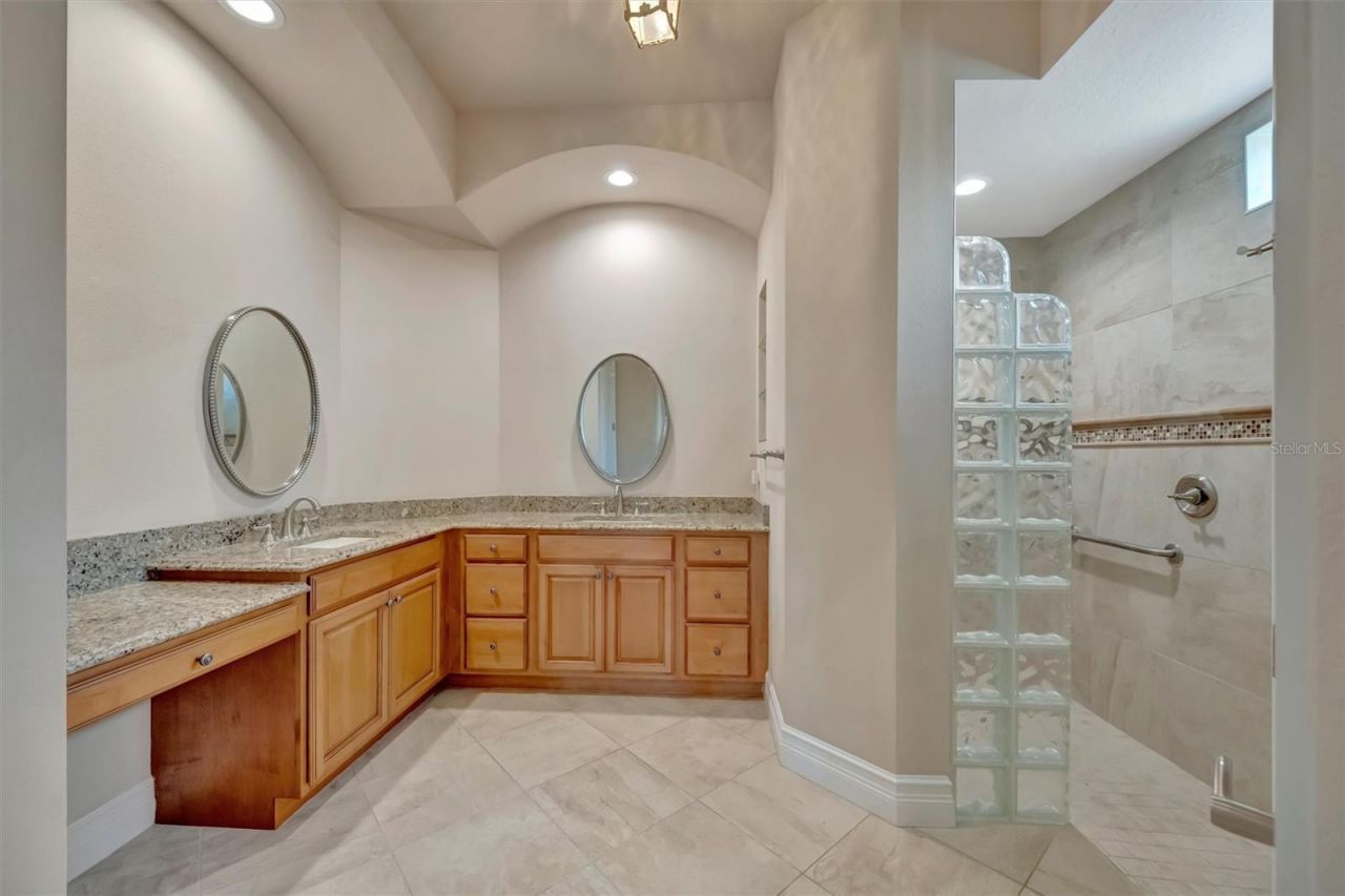 15407 Helmsdale Place, Lakewood Ranch, FL 34202 Photo