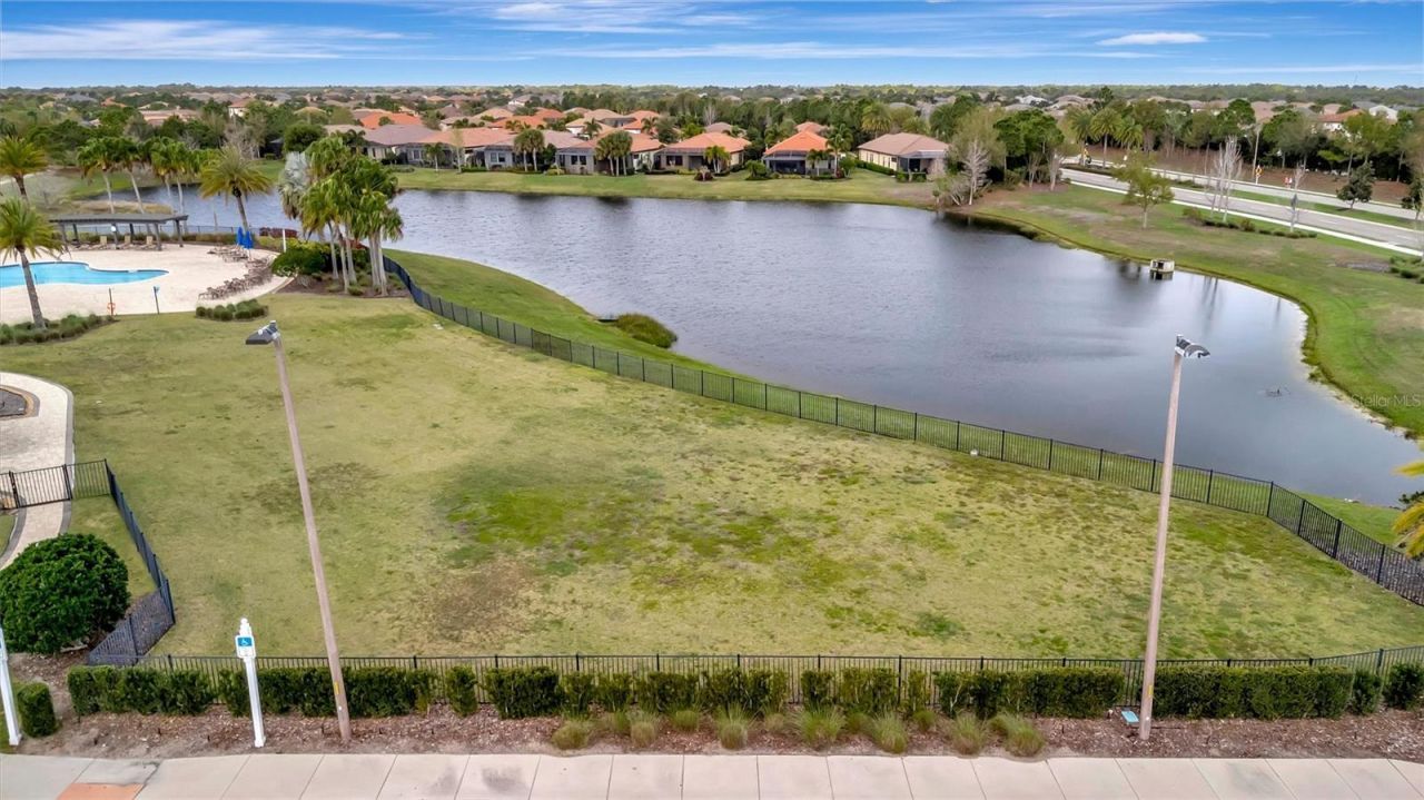 15407 Helmsdale Place, Lakewood Ranch, FL 34202 Photo