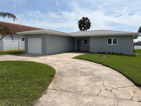 17045 DOLPHIN DRIVE , NORTH REDINGTON BEACH, FL 33708