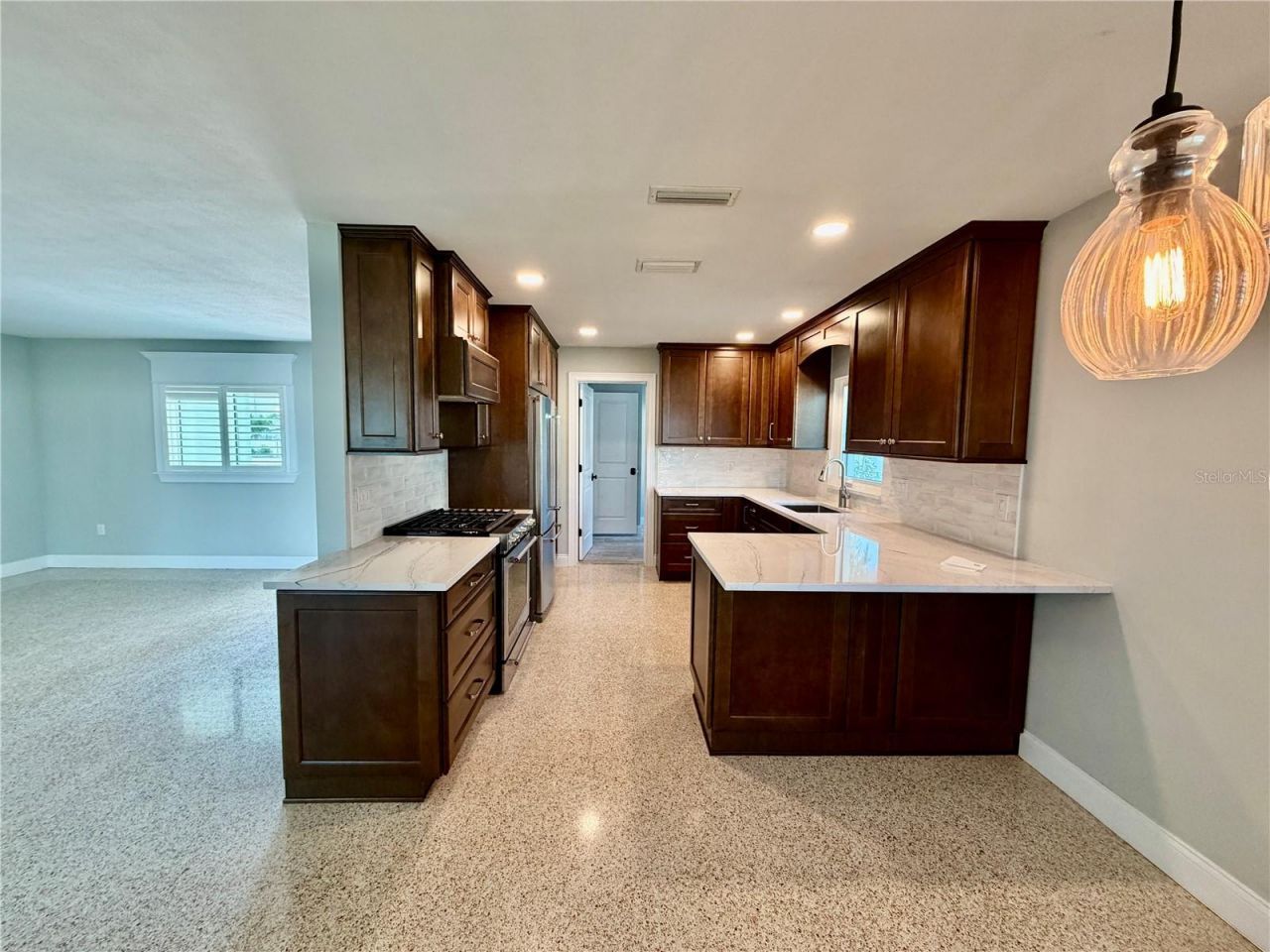 17045 Dolphin Drive, North Redington Beach, FL 33708 Photo
