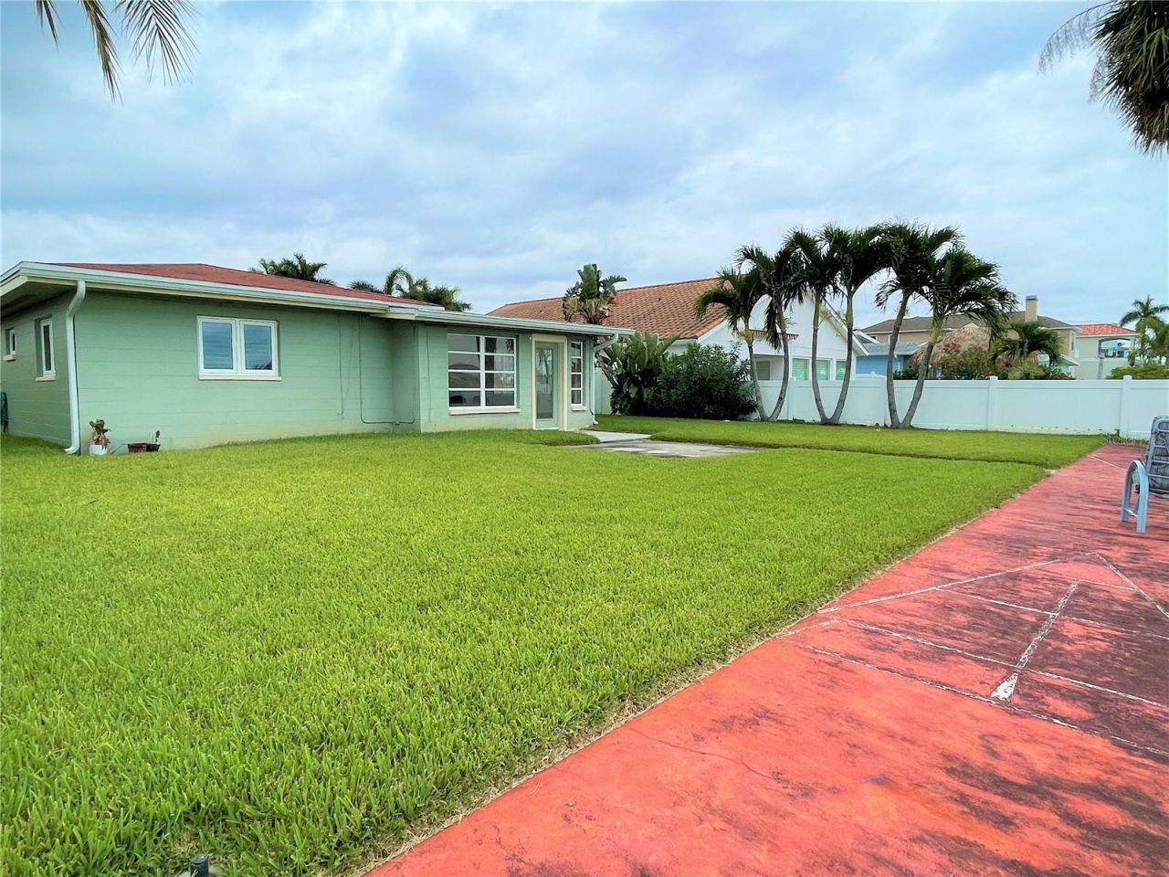 17045 Dolphin Drive, North Redington Beach, FL 33708 Photo
