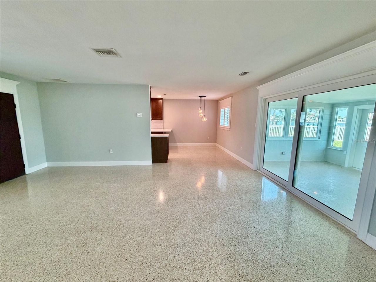17045 Dolphin Drive, North Redington Beach, FL 33708 Photo