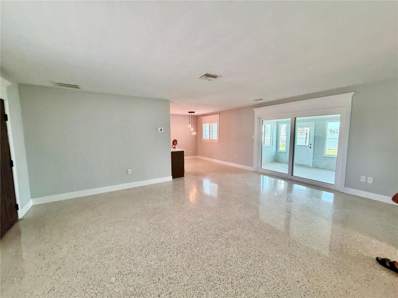 17045 Dolphin Drive, North Redington Beach, FL 33708 Photo