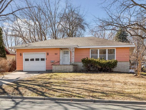 742 Atwood Street S, Shakopee, MN 55379