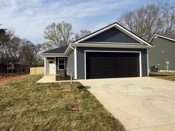 2663 Scott Dr, Clarksville, TN 37042