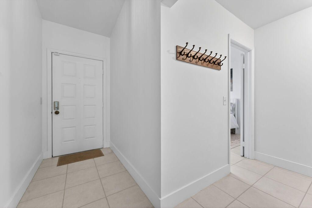 1701 Sabal Ridge Circle, Unit G, Palm Beach Gardens, FL 33418 Photo