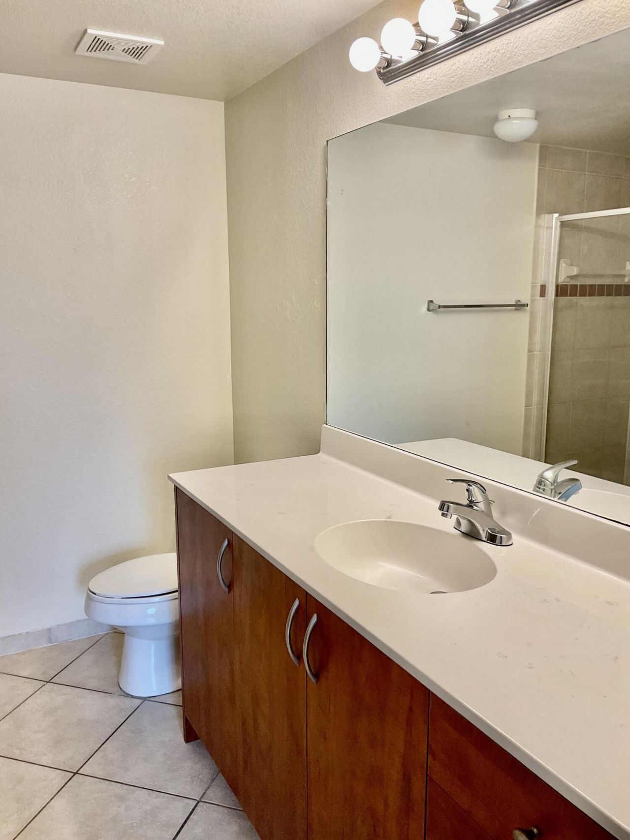 6418 Emerald Dunes Drive, Unit 305, West Palm Beach, FL 33411 Photo