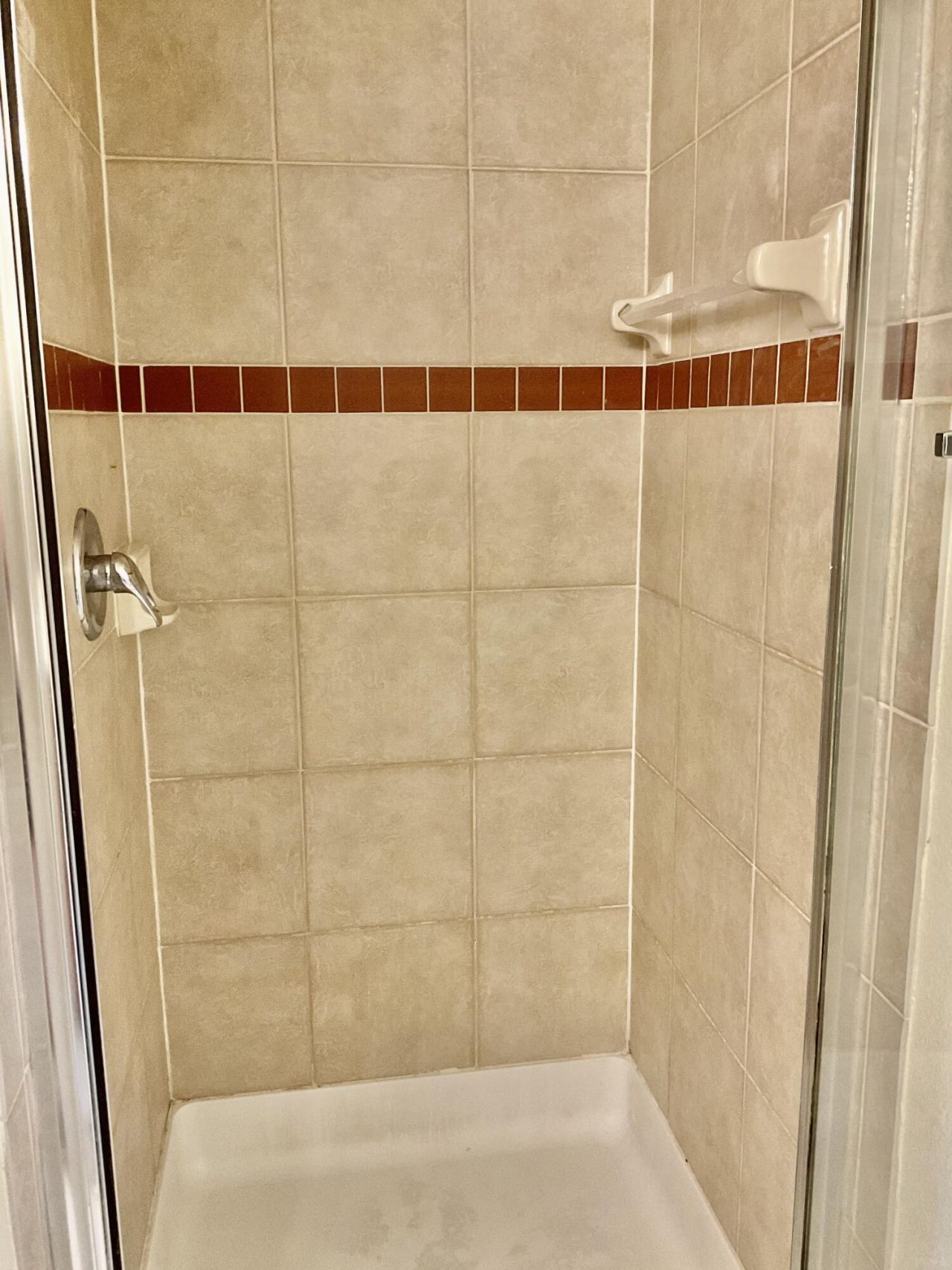 6418 Emerald Dunes Drive, Unit 305, West Palm Beach, FL 33411 Photo