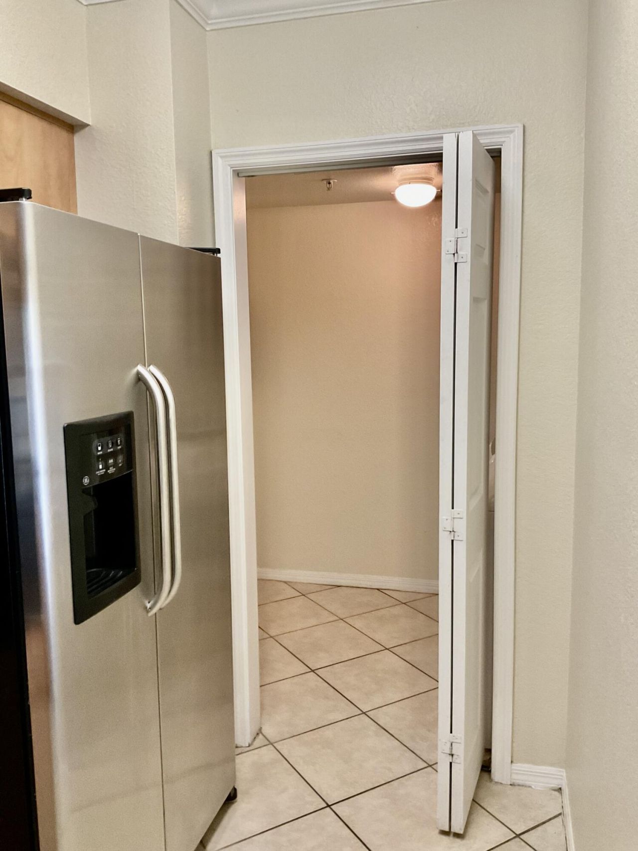 6418 Emerald Dunes Drive, Unit 305, West Palm Beach, FL 33411 Photo