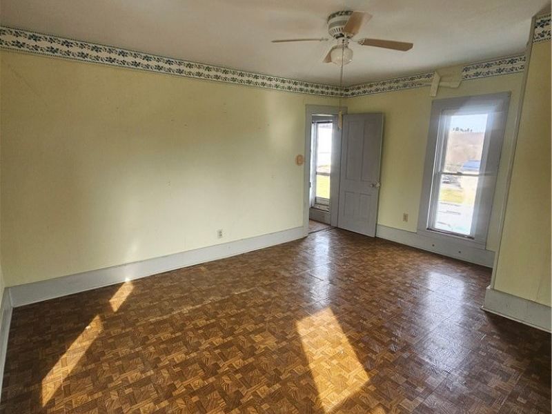 217 S High Street, Freeport, OH 43973 Photo 10