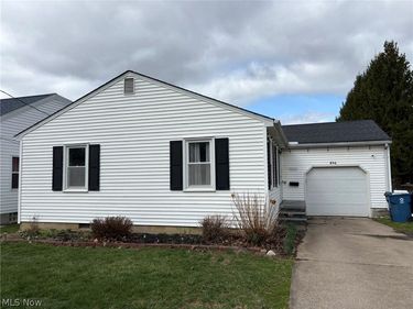 894 S Main Street, Amherst, OH 44001