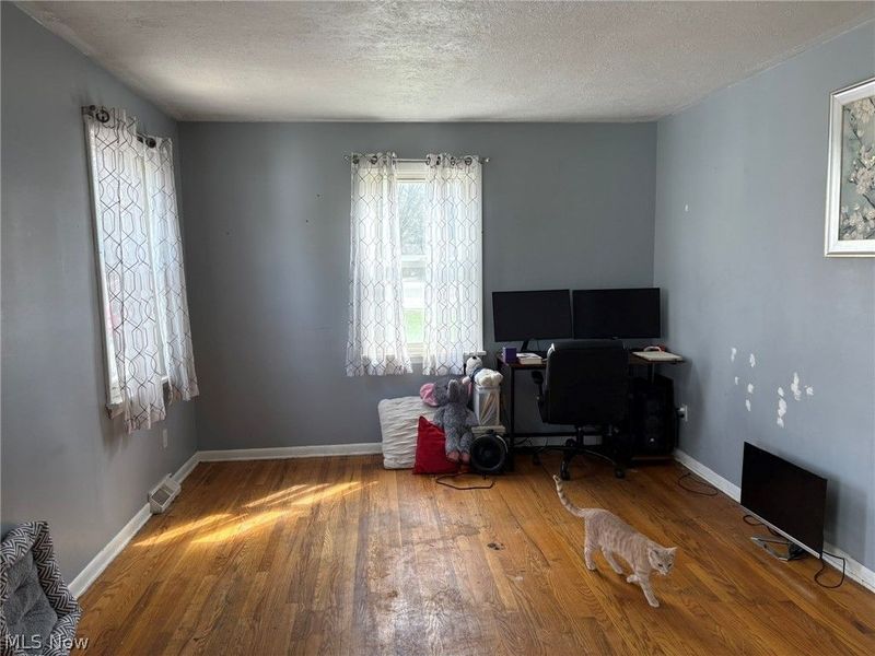 894 S Main Street, Amherst, OH 44001 Photo 4