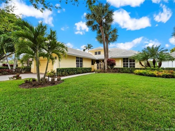 3510 SE Cambridge Drive, Stuart, FL 34997