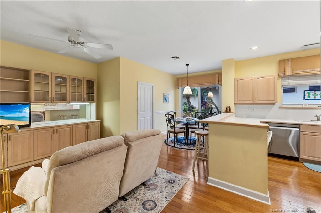 3510 SE Cambridge Drive, Stuart, FL 34997 Photo