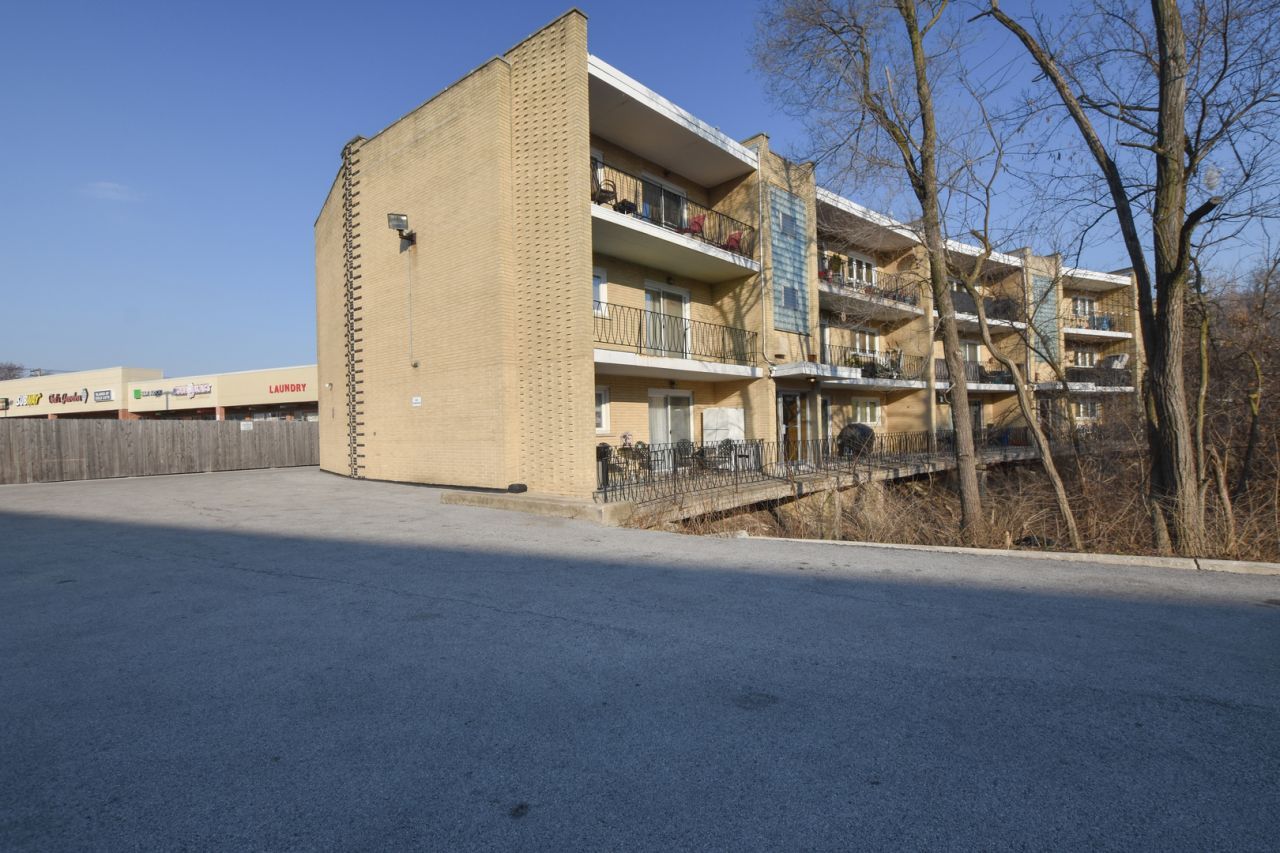 Please Call For Address, Unit 209, Hickory Hills, IL 60457 Main Photo