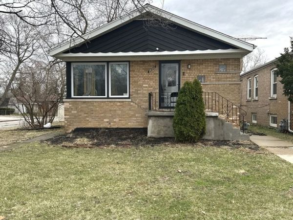 14501 Peoria Street , Harvey, IL 60426