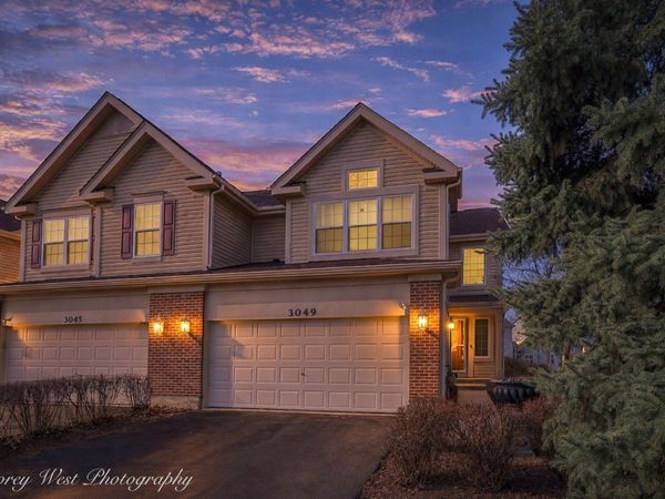 3049 Renard Lane, St. Charles, IL 60175