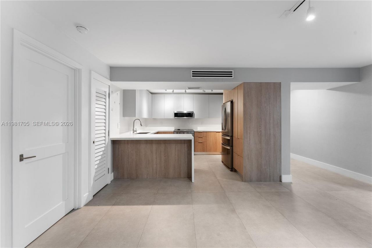 55 Ocean Lane Dr , Unit 1031, Key Biscayne, FL 33149 Photo