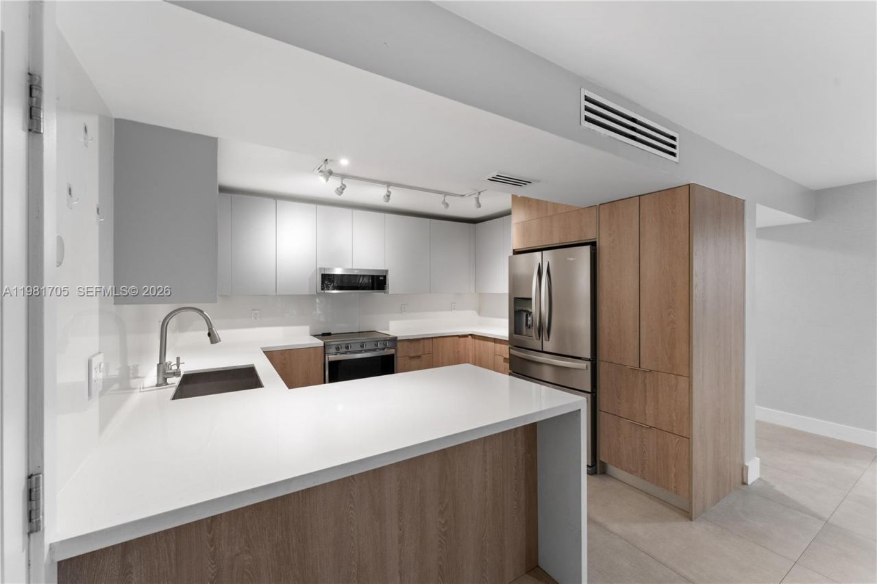 55 Ocean Lane Dr , Unit 1031, Key Biscayne, FL 33149 Photo