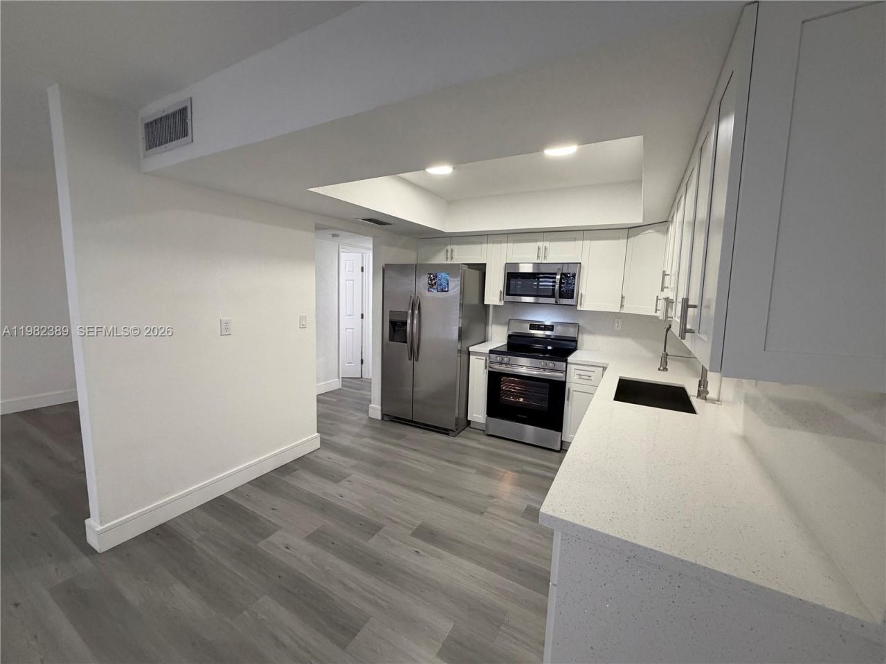 7155 W 2nd Way , Hialeah, FL 33014 Photo