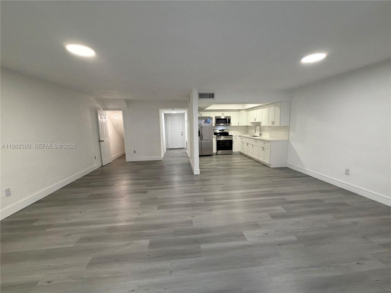 7155 W 2nd Way , Hialeah, FL 33014 Photo