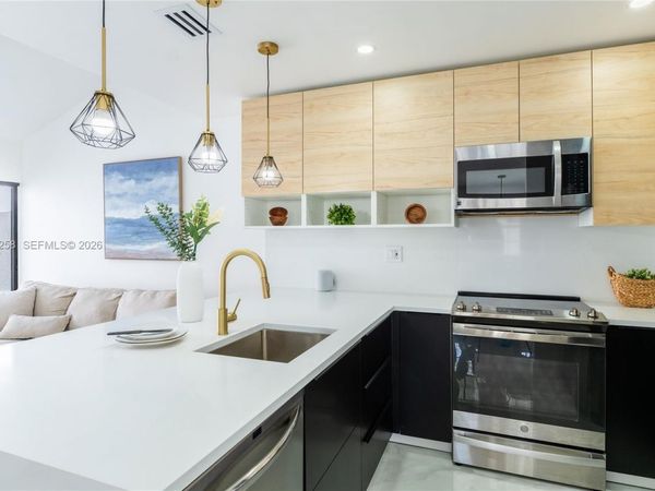 21204 Harbor Way , Unit 122-12, Aventura, FL 33180