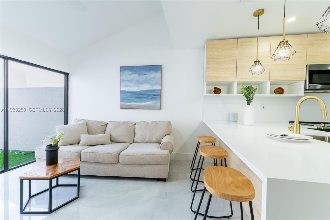 21204 Harbor Way , Unit 122-12, Aventura, FL 33180 Photo