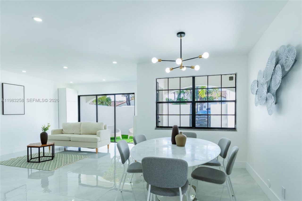 21204 Harbor Way , Unit 122-12, Aventura, FL 33180 Photo