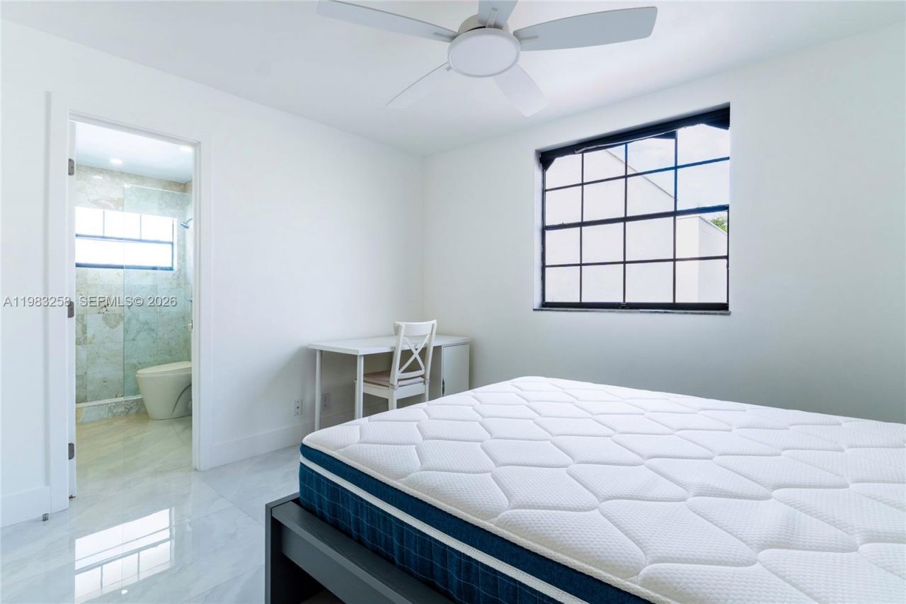 21204 Harbor Way , Unit 122-12, Aventura, FL 33180 Photo