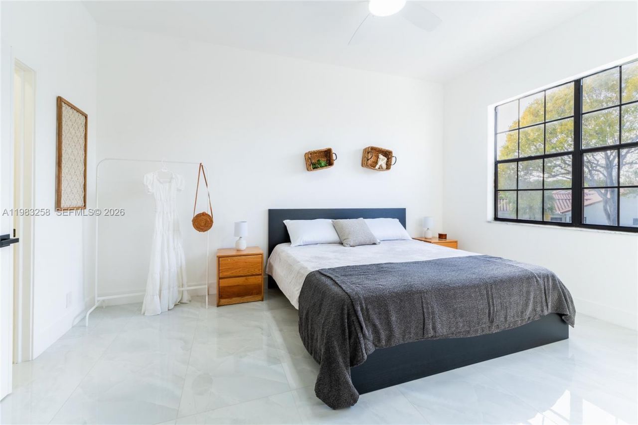 21204 Harbor Way , Unit 122-12, Aventura, FL 33180 Photo