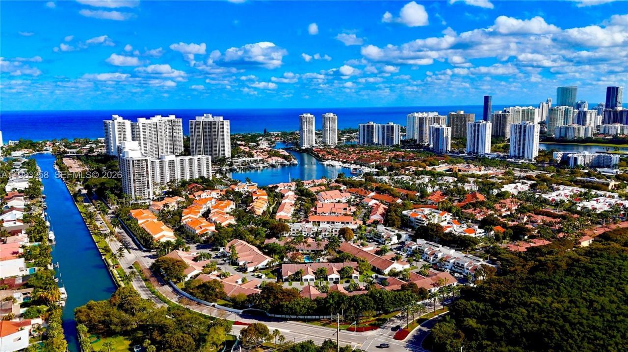 21204 Harbor Way , Unit 122-12, Aventura, FL 33180 Photo