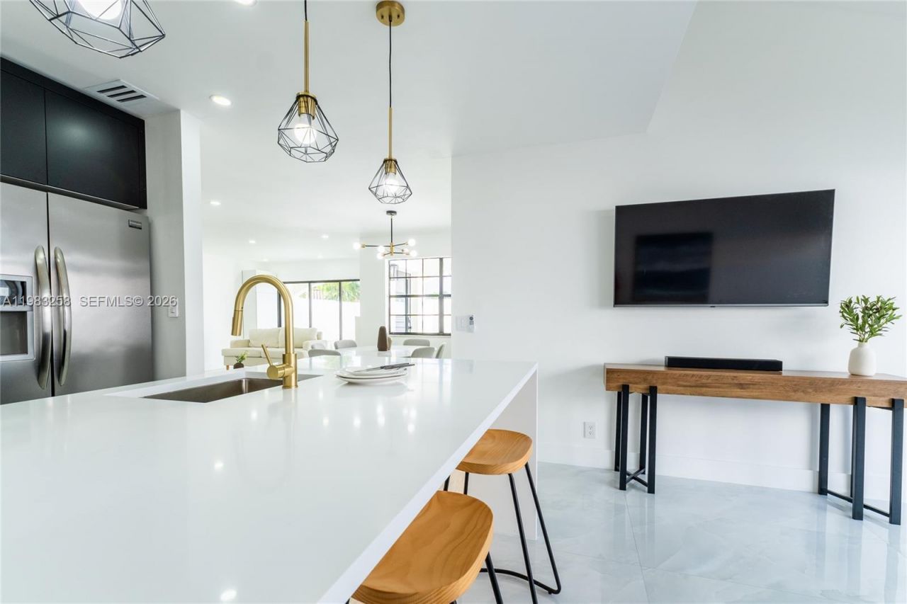 21204 Harbor Way , Unit 122-12, Aventura, FL 33180 Photo