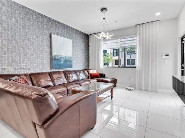 4745 NW 84th Ct , Unit 19, Doral, FL 33166