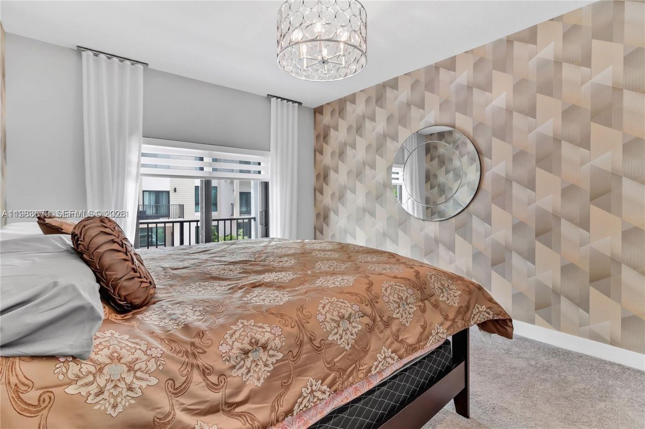 4745 NW 84th Ct , Unit 19, Doral, FL 33166 Photo