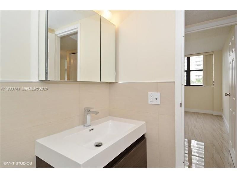 2049 S Ocean Dr , Unit 210, Hallandale Beach, FL 33009 Photo