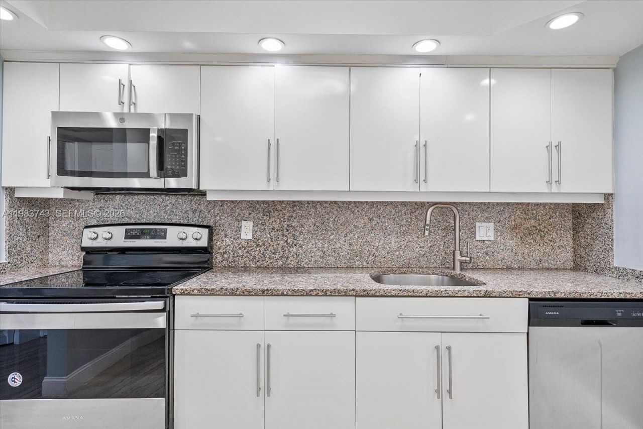 2049 S Ocean Dr , Unit 210, Hallandale Beach, FL 33009 Photo