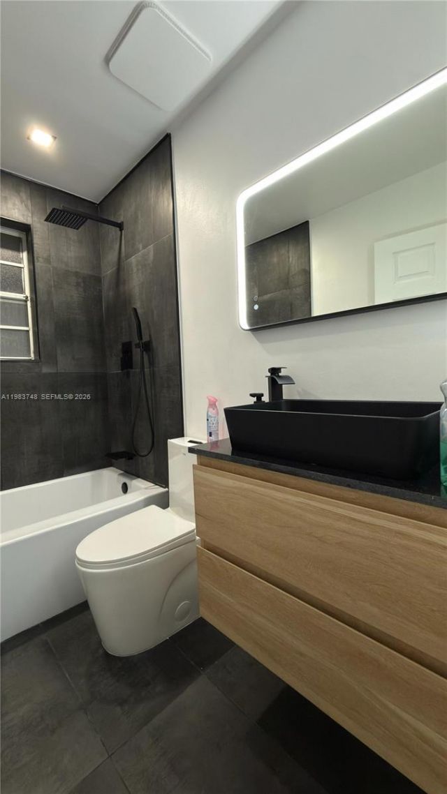 1001 SW 98th Ave, Unit 00, Pembroke Pines, FL 33025 Photo