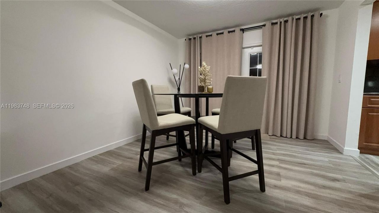 1001 SW 98th Ave , Unit 00, Pembroke Pines, FL 33025 Photo