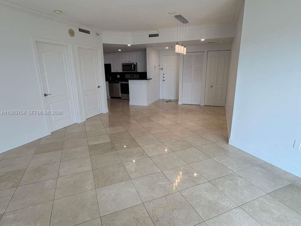 1627 SW 37th Ave , Unit 904, Miami, FL 33145 Photo