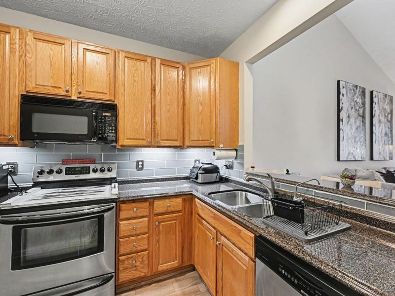 2265 Limestone, Miamisburg, OH 45342 Photo 11