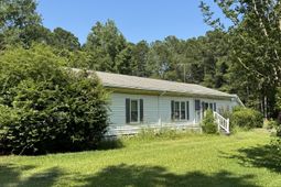 1694 Fish Road photo 4