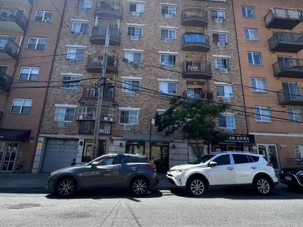 43-18 Robinson Street , Unit 7D, Flushing, NY 11355