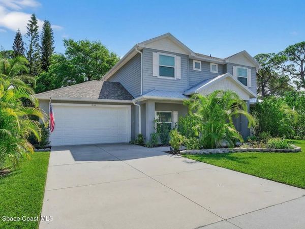 1046 N Tropical Trail, Merritt Island, FL 32953