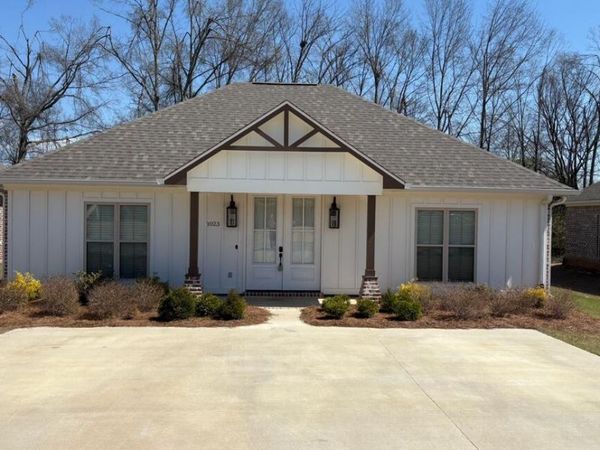 1023 Ida Grace Trail, New Albany, MS 38652